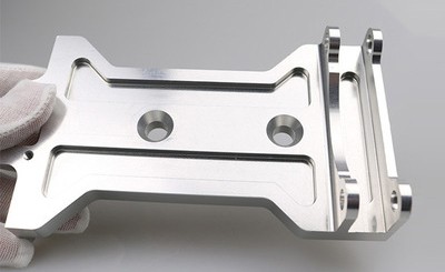 什么是鋁合金手板拉絲工藝？